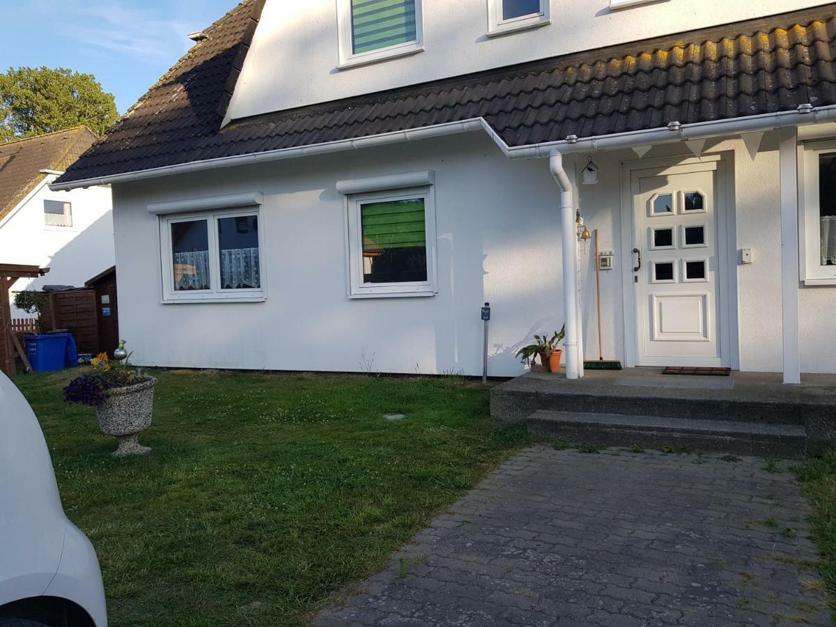 Ferienwohnung Am Teich Lutow Exterior photo